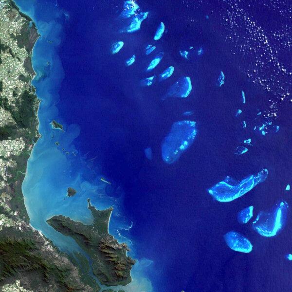 Australia's Great Barrier Reef. This image was acquired by Landsat 7’s Enhanced Thematic Mapper plus (ETM+) sensor on August 14, 1999. This is a natural colour composite image made using red, green, and blue wavelengths (ETM+ bands 3, 2, & 1). (Courtesy of NASA Goddard Space Flight Center’s Landsat Team using data courtesy of the Australian ground receiving station teams.)