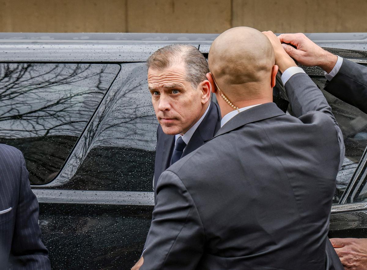 Hunter Biden Threatens to Sue Fox News for Defamation, Publishing ‘Intimate’ Photos of Him