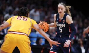 Bueckers, UConn Too Much for USC Women in NCAA Regional Final