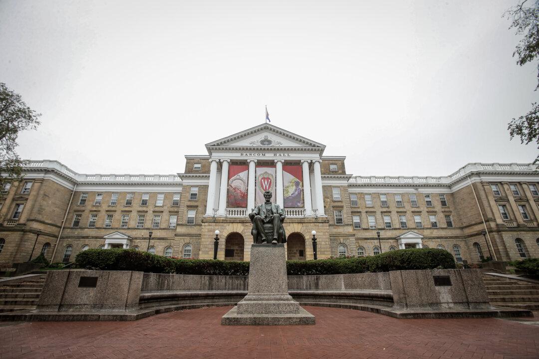 Wisconsin Campuses Strike Deal With Protesters