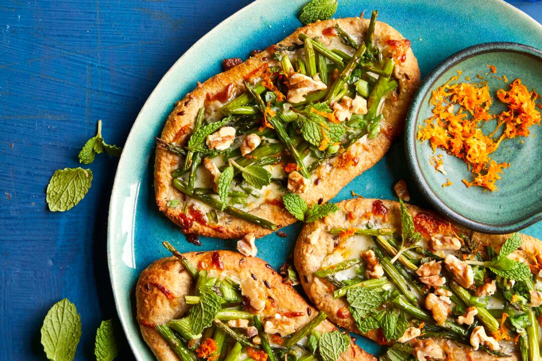 Mini Pizzas Offer an Unexpected, yet Delicious Flavor Combo