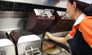 California Now Requires Restaurants Pay $20 an Hour to Flip Burgers