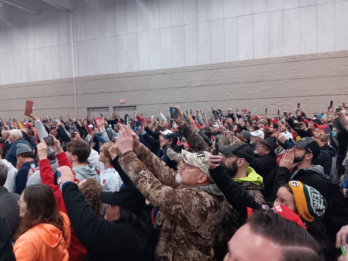 Part of the crowd at a Trump rally in Green Bay, Wis., on April 2, 2024, the day of the state's primary. (Nathan Worcester/The Epoch Times.)