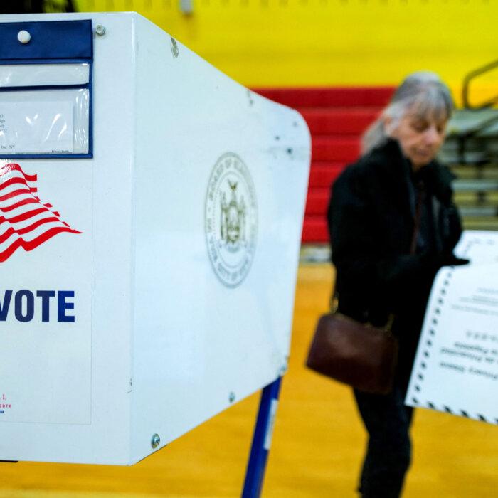 Foreign Actors Seek to Shape, Influence US Elections, Intelligence Community Warns