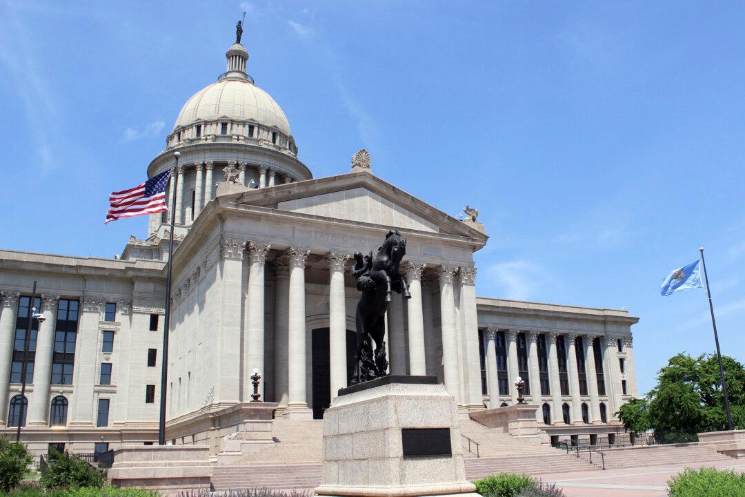 Oklahoma Lawmakers Mull Mandatory Registration for Foreign Agents