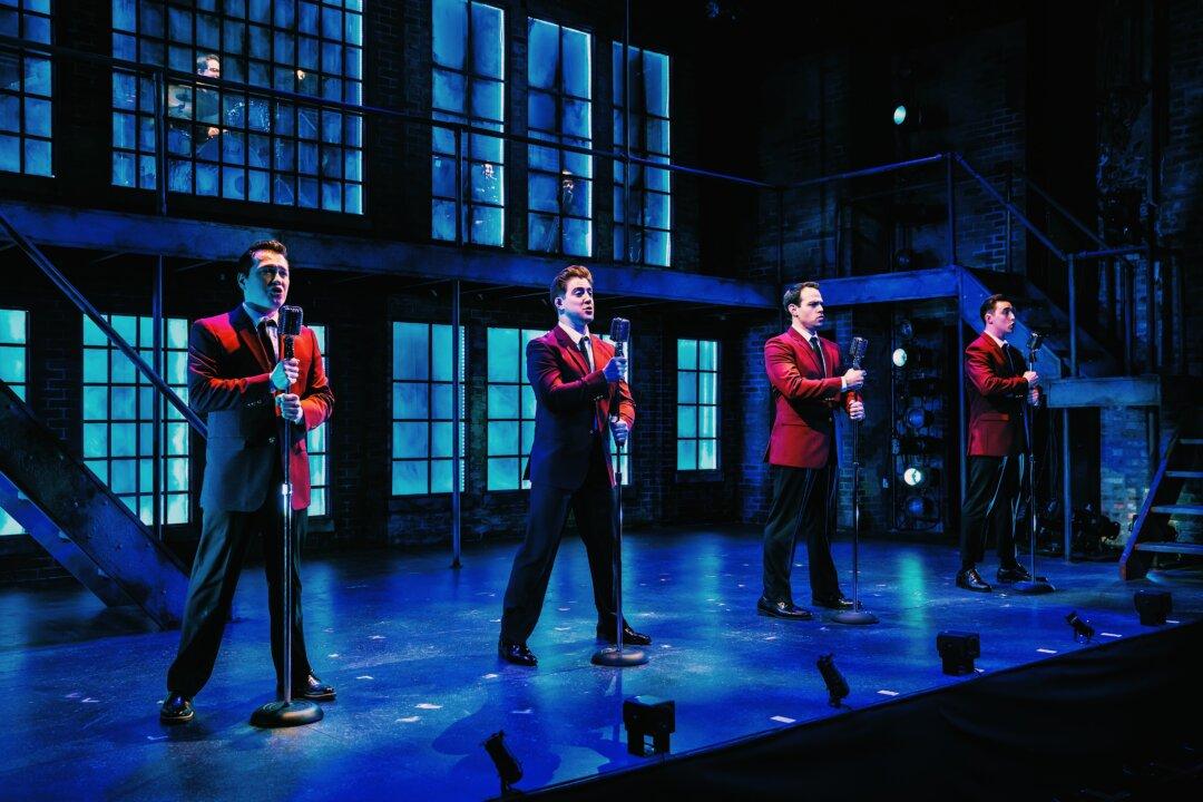 ‘Oh, What a Night’ at Chicago’s Production of the ‘Jersey Boys’