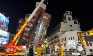 Two Canadians Stranded by Taiwan Earthquake, Says Firefighting Agency