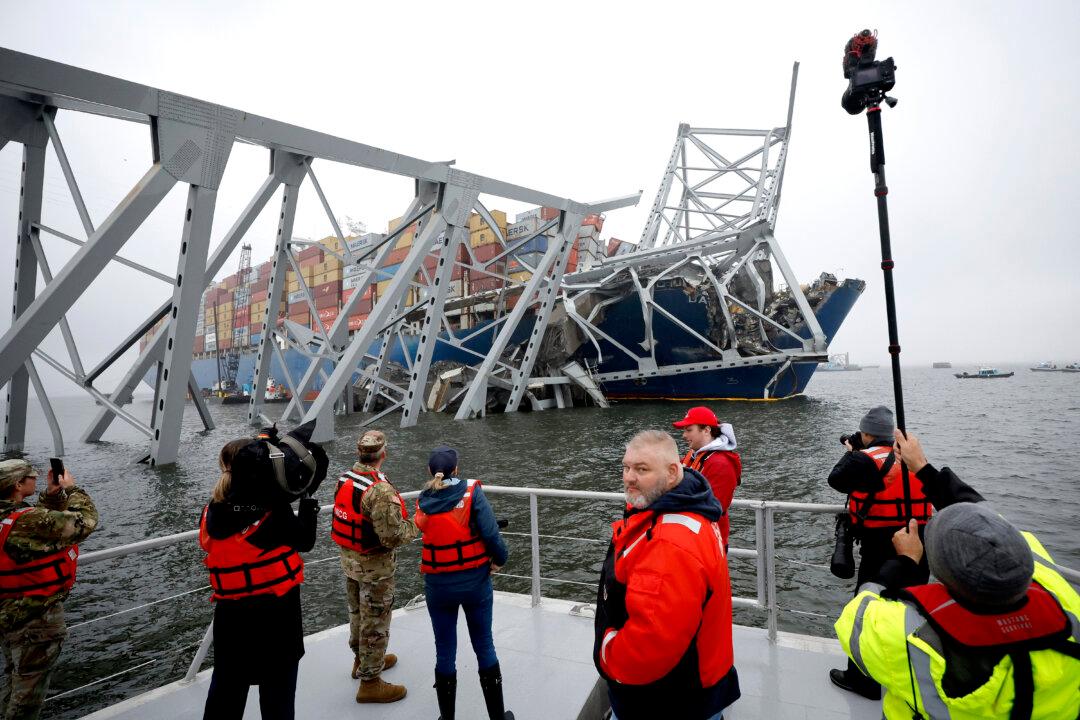 Congressman Says Shipping Firms Should Be Held Liable for Baltimore Bridge Collapse