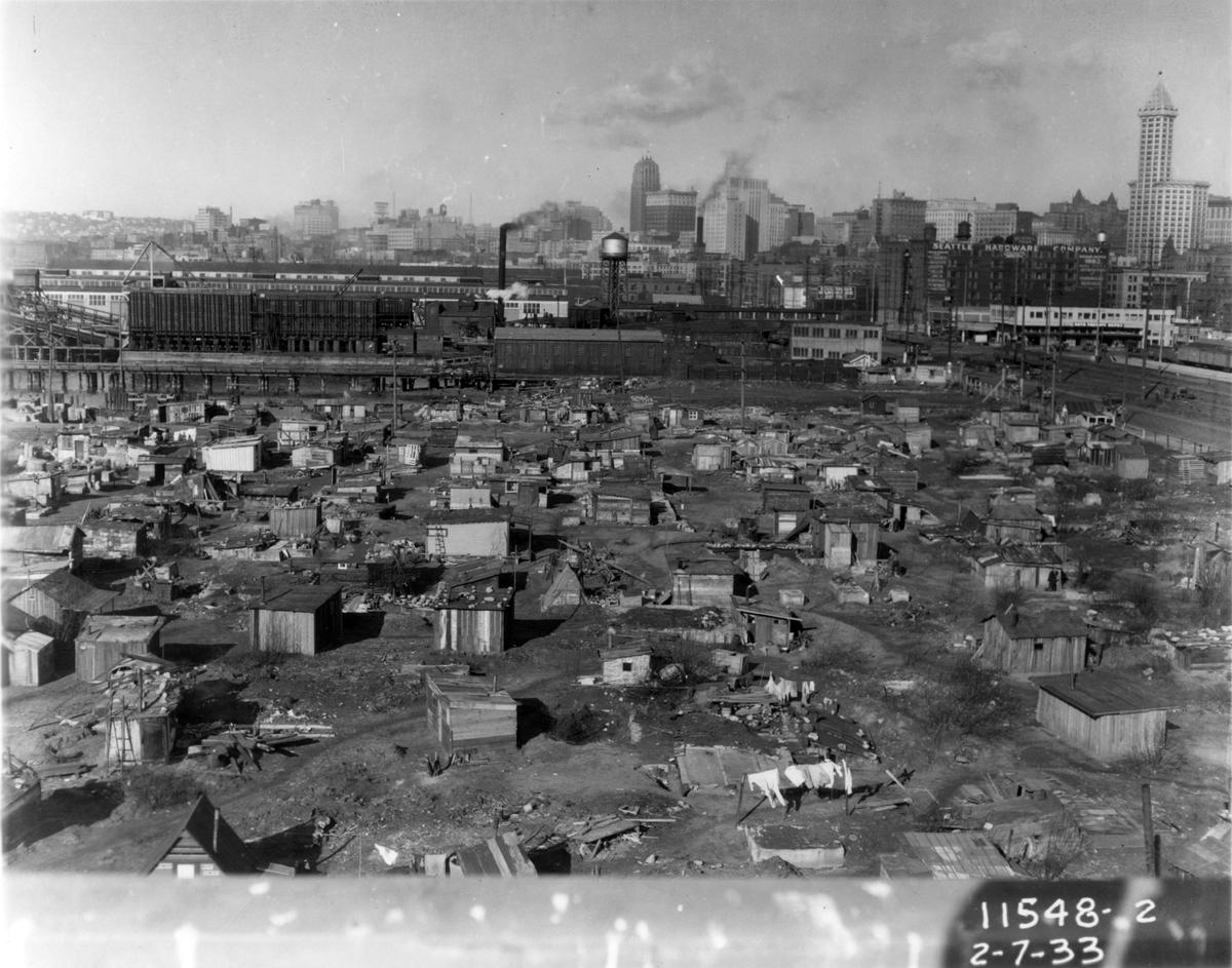 Automobile ‘Bidenvilles’ Are the New Shantytowns Amid US Housing Affordability Crisis