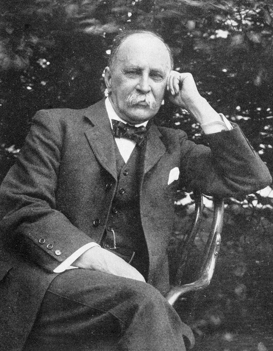 William Osler was a formative figure in the development of Western medical education. (<a href="https://commons.wikimedia.org/wiki/User:Materialscientist">Materialscientist</a>/<a href="https://creativecommons.org/licenses/by-sa/4.0/deed.en">CC BY-SA 4.0</a>)