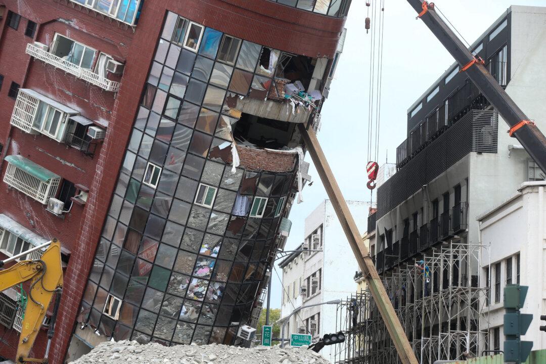 Two Australians Missing After Massive Earthquake