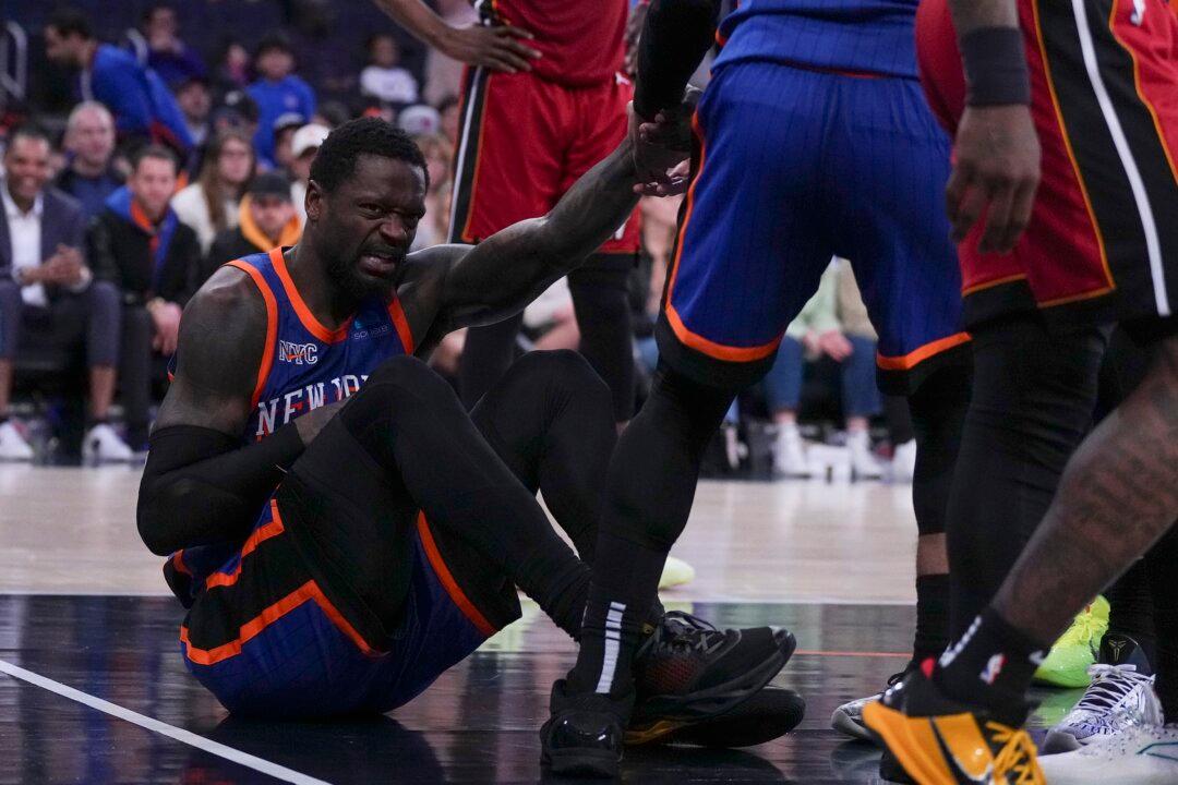 Julius Randle Needs Surgery on Right Shoulder, Will Miss the Rest of New York Knicks’ Season
