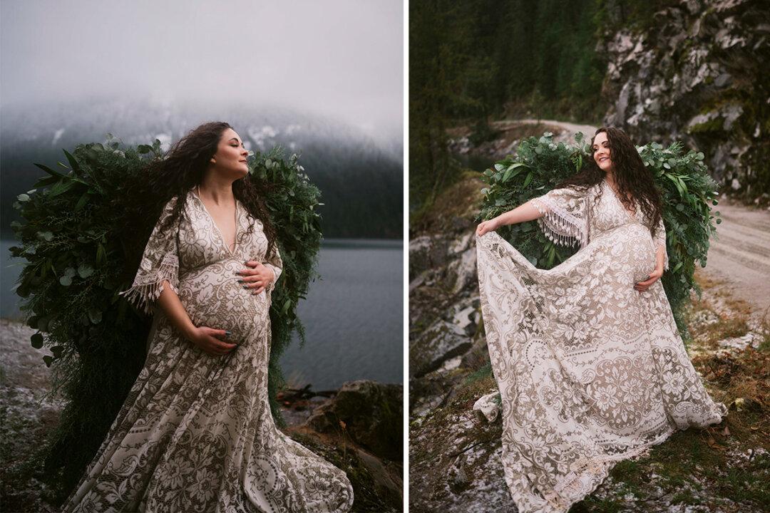 Woman Helps Her Struggling Pregnant Friend Feel Beautiful With Epic Maternity Photoshoot