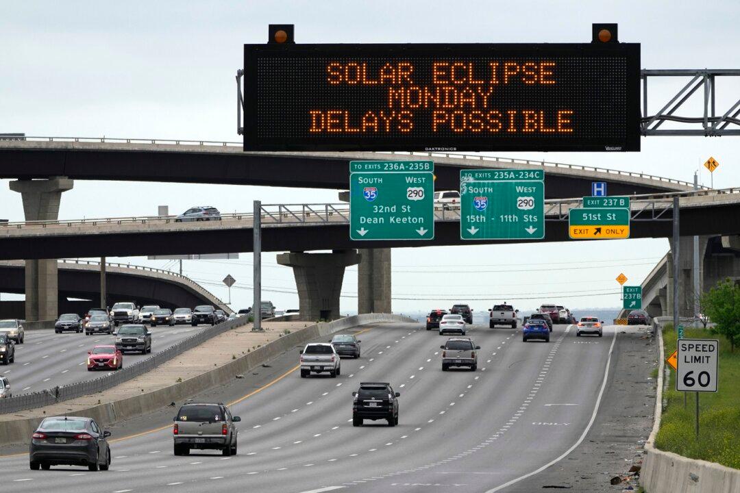 Traffic Warnings Issued Ahead of Total Solar Eclipse