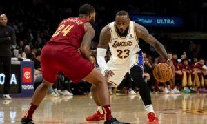 Russell, James Lead Lakers Over Cavaliers to Move Into 8th Place