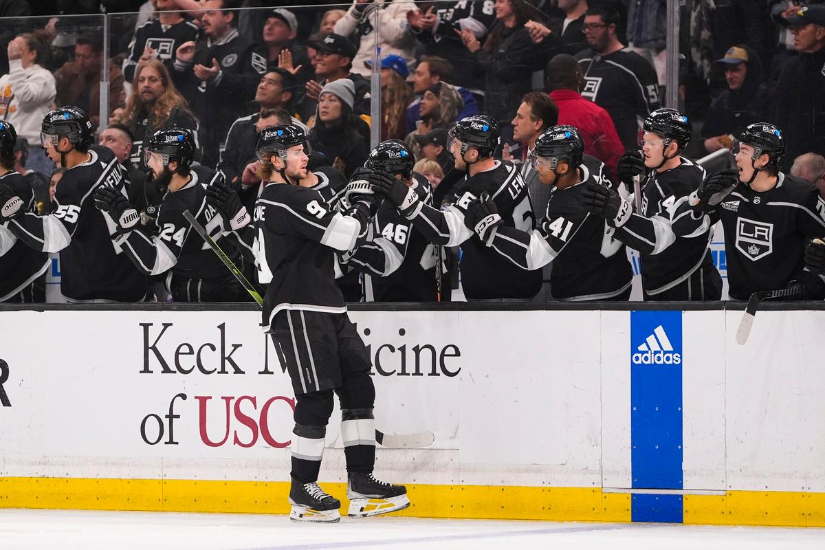Kempe, Moore Get Kings Closer to Playoffs With 6–3 Victory Over Canucks