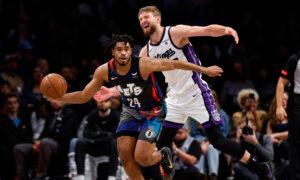 Sabonis Keeps Double-Double Streak Going as Kings Blow Past Nets