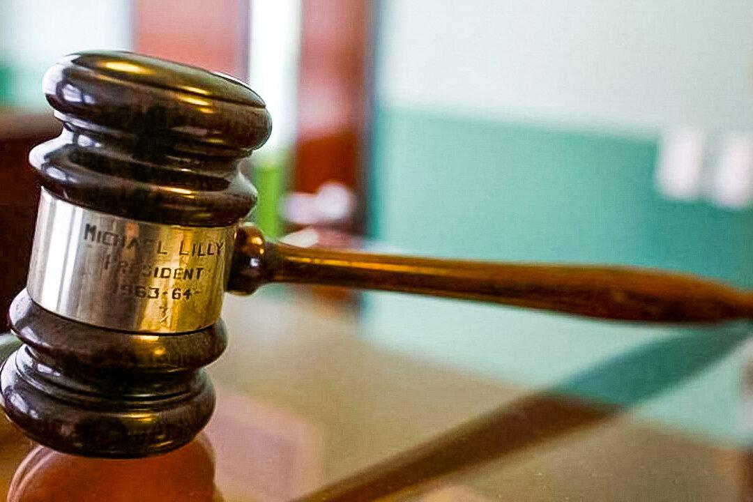 Senate Panel Advances Bipartisan Bill to Add Dozens of Federal Judges