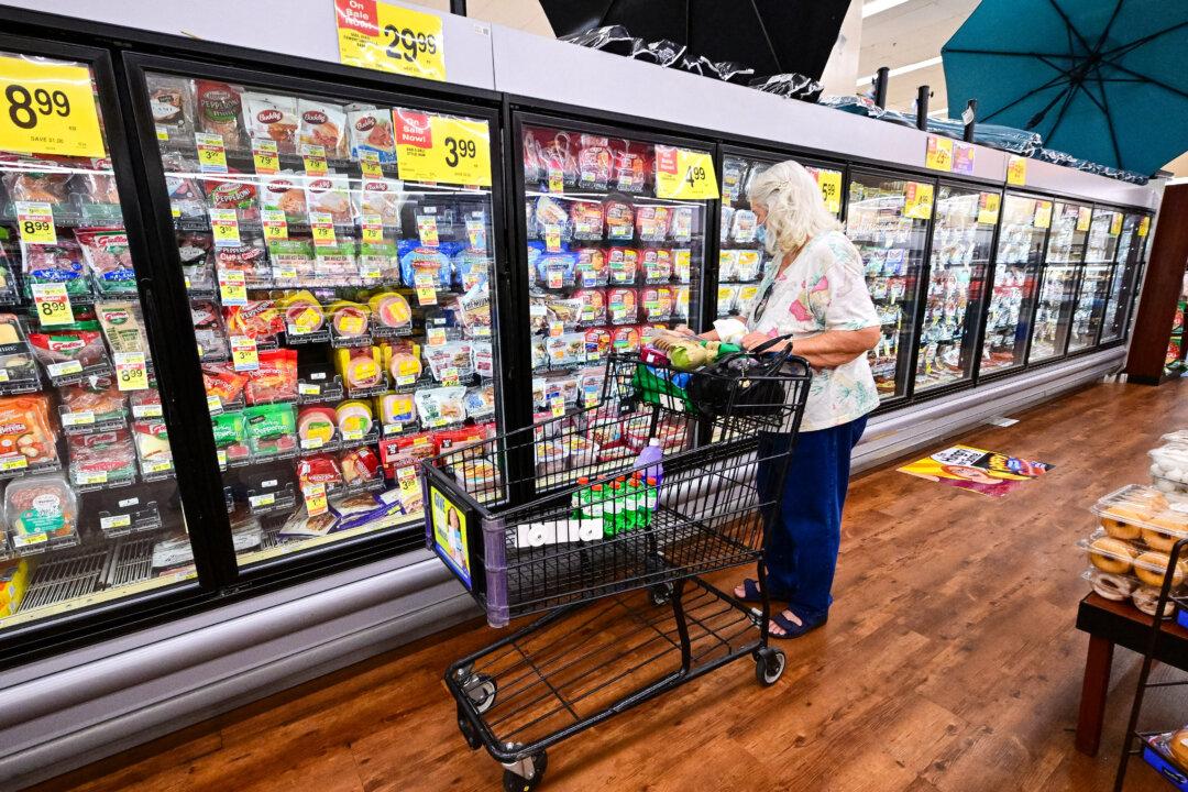 US Inflation Hotter Than Expected for 4th Straight Month