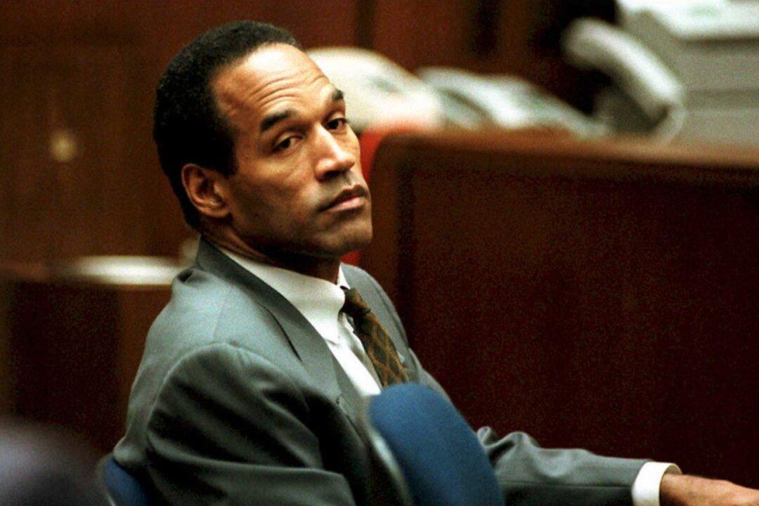 OJ Simpson Is Dead—Ron and Nicole Are Unavailable for Comment
