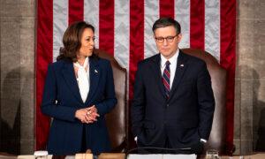 Mike Johnson Warns a Democrat Could Become Speaker If He’s Ousted