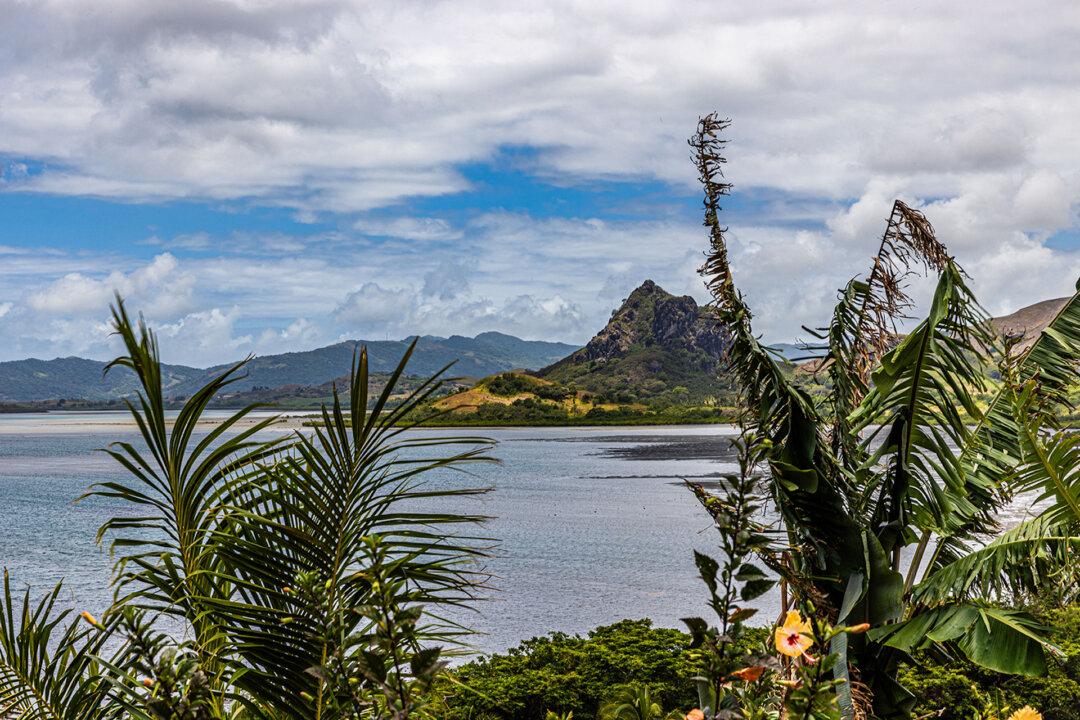 Lush Foliage, Dazzling Beaches, Deep Traditions Put Fiji’s Hundreds of ...