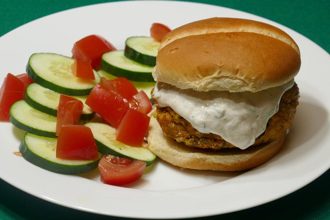 Moroccan Burgers With Cucumber Slices and Tomatoes