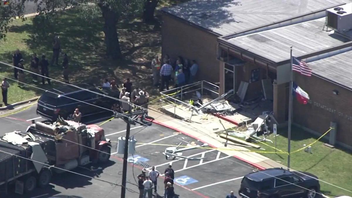 1 Dead, Several Injured After 18-Wheeler Crashes Into Texas Government Building