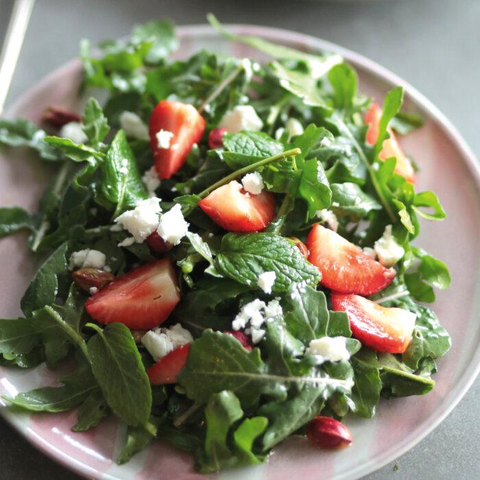 Arugula and Strawberry Salad With Pistachios, Mint, and Feta