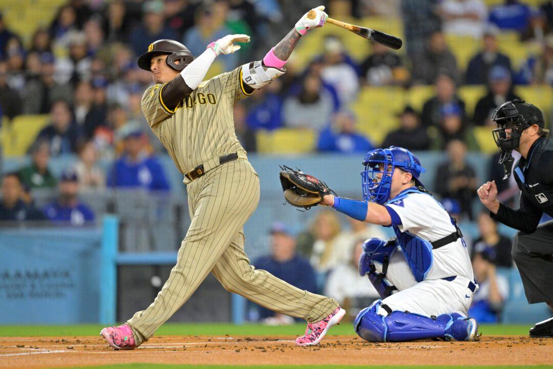 Padres Rally to Edge Dodgers as Ohtani Hits 175th Home Run