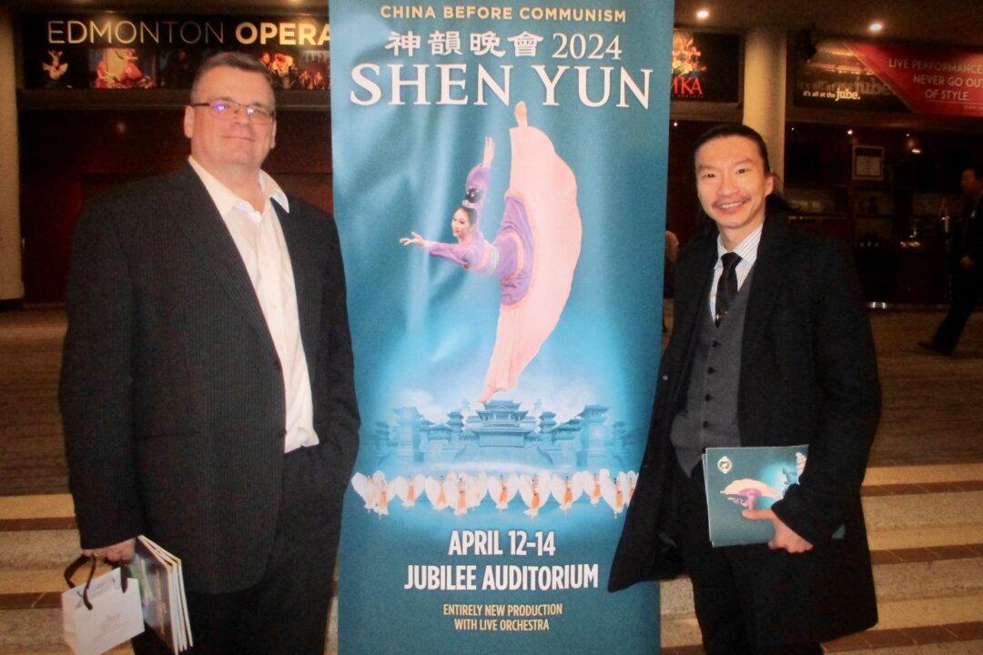 ‘I Was Transfixed by It, Hypnotized, Mesmerized. I Was Floating on Clouds’: Shen Yun Audience Member