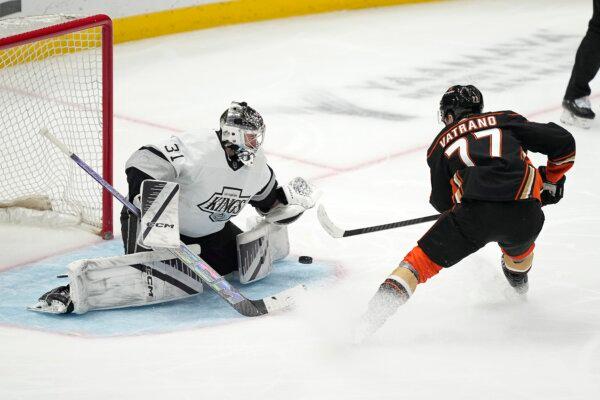 Los Angeles Kings goaltender David Rittich (L) stops a shot by Anaheim Ducks right wing Frank Vatrano during the second period of an NHL hockey game in Los Angeles on April 13, 2024. (Mark J. Terrill/AP Photo)