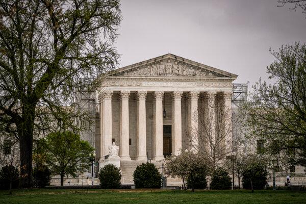 News Brief (April 26): Supreme Court Skepticism, Trump’s NY Gamble, and Seinfeld’s Hollywood Critique | AUDIO