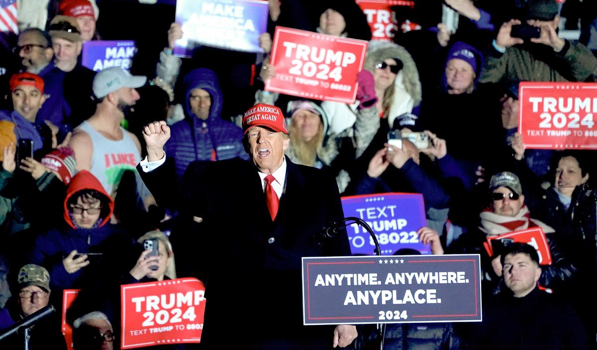 Trump Blasts ‘Communist’ NY Case at Rally Ahead of Criminal Trial