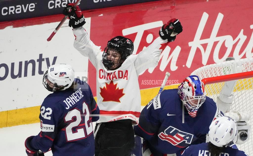 Canadian Women’s Hockey Team Beats US, Winning Gold in World Championships