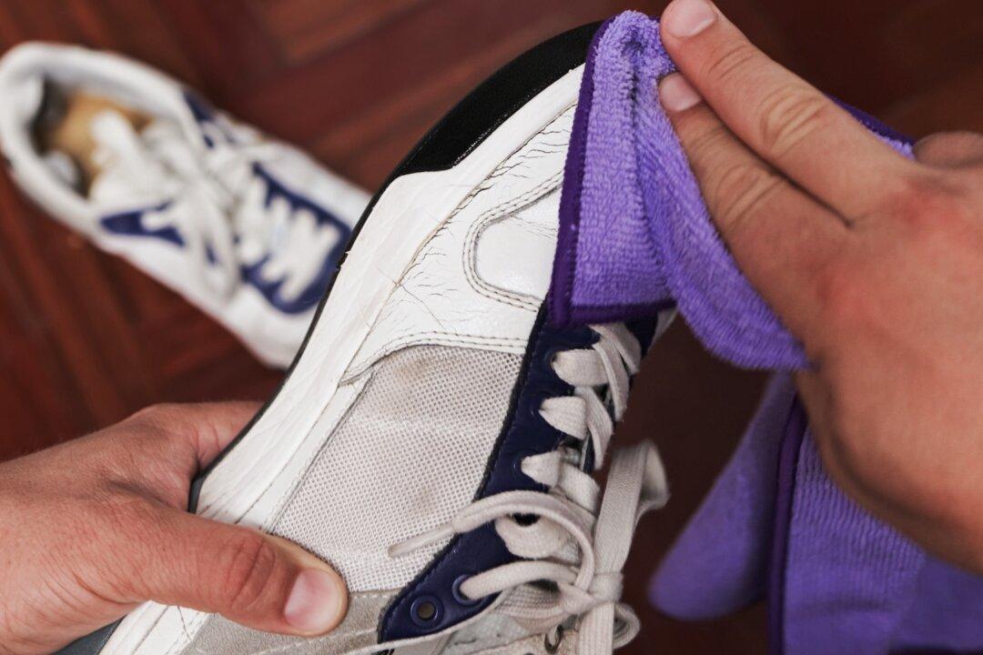 6 Easy Ways to Upgrade Your Wardrobe Without Spending a Dime