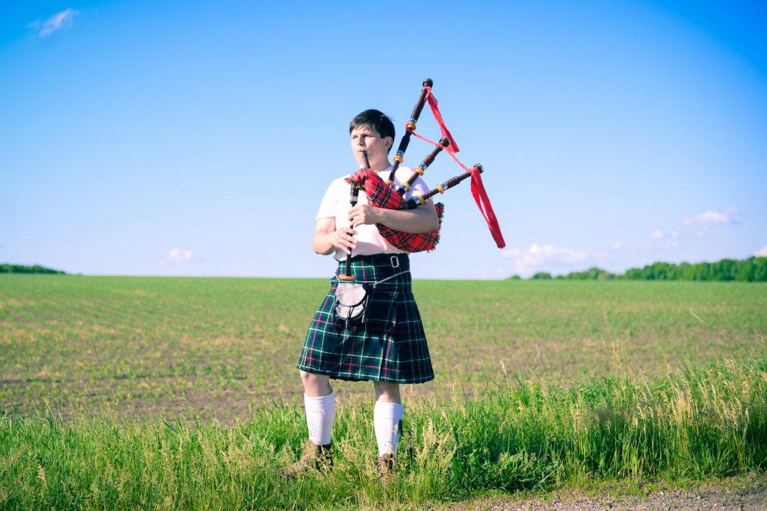 Wooden Wind Instruments From Around the World