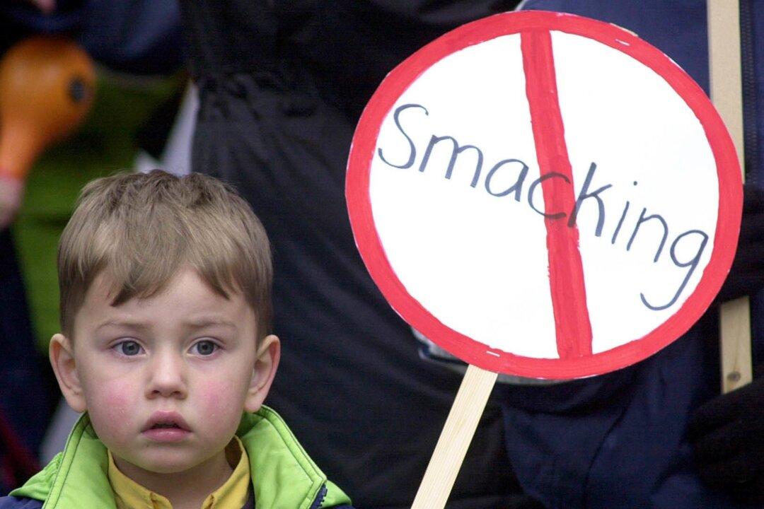 Doctors Call for Ban on Smacking Children