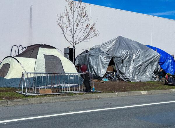 The "Camp Integrity" homeless encampment on Andersen Drive in San Rafael, Calif., on April 16, 2024. (Brian Back/The Epoch Times)