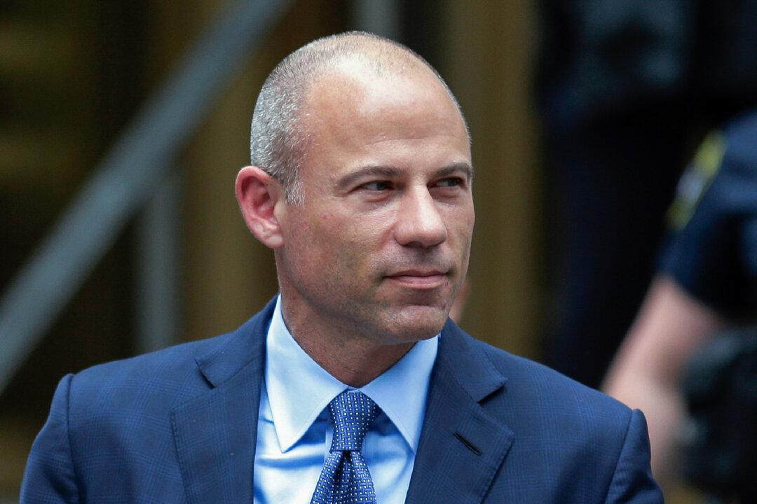 Ex-Stormy Daniels Lawyer Michael Avenatti Says He Is Willing to Testify for Trump