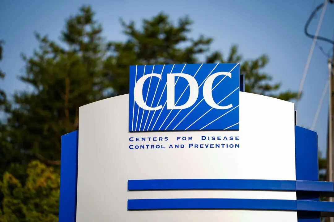 CDC Asks States to Provide Livestock Workers With Protective Gear Amid Bird Flu Concerns