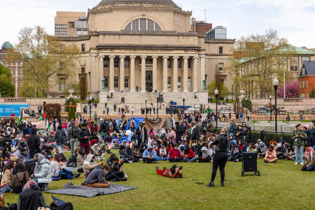 White House Condemns ‘Antisemitic’ Protests at Columbia University