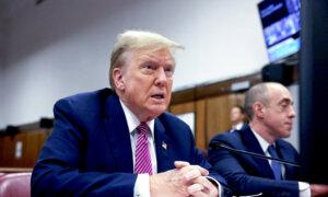 Trump Lawyer Predicts Acquittal If He Gets an āImpartial Juryā in Manhattan