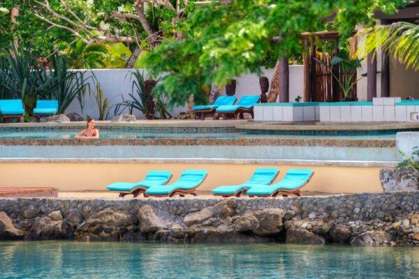 The adults-only pool at Koro Sun provides a space for quiet and relaxation. (Courtesy of Koro Sun Resort)