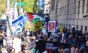 Republican Senators Ask Biden to Deploy National Guard at Columbia University