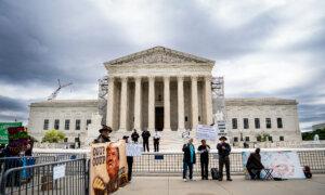 Supreme Court Grapples With âOfficialâ vs. âPrivateâ Acts in Trump Immunity Appeal