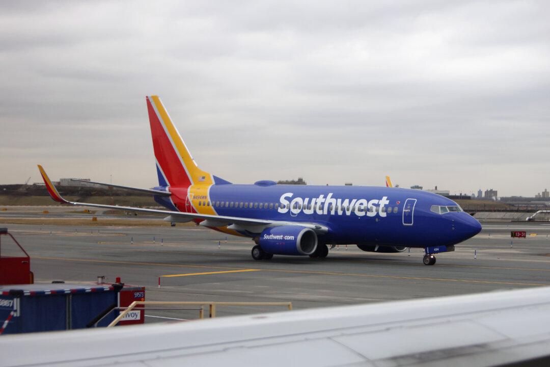 Southwest Pulling out of 4 Airports Due to First Quarter Loss, Boeing Problems