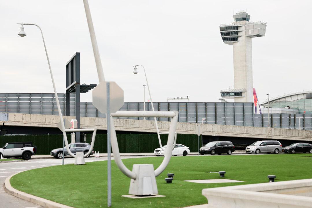 Planes Almost Collide at 2 Major Airports as Boeing Probe Advances