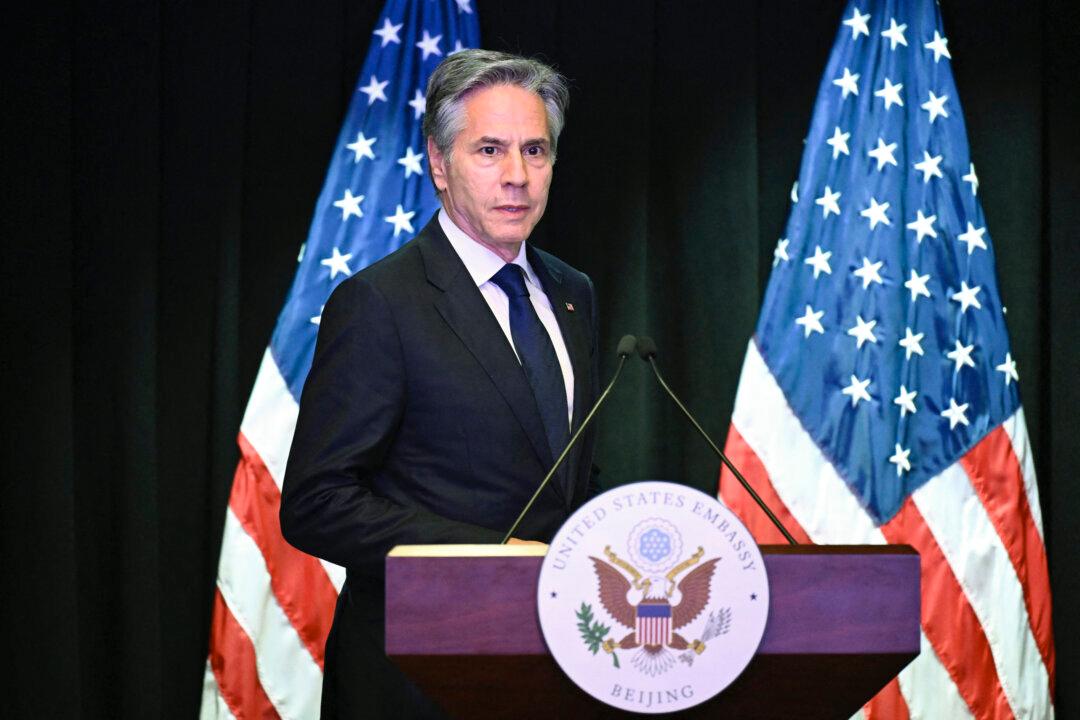 Blinken Meets CCP Leader Xi, Questions China’s Support for Russia’s War