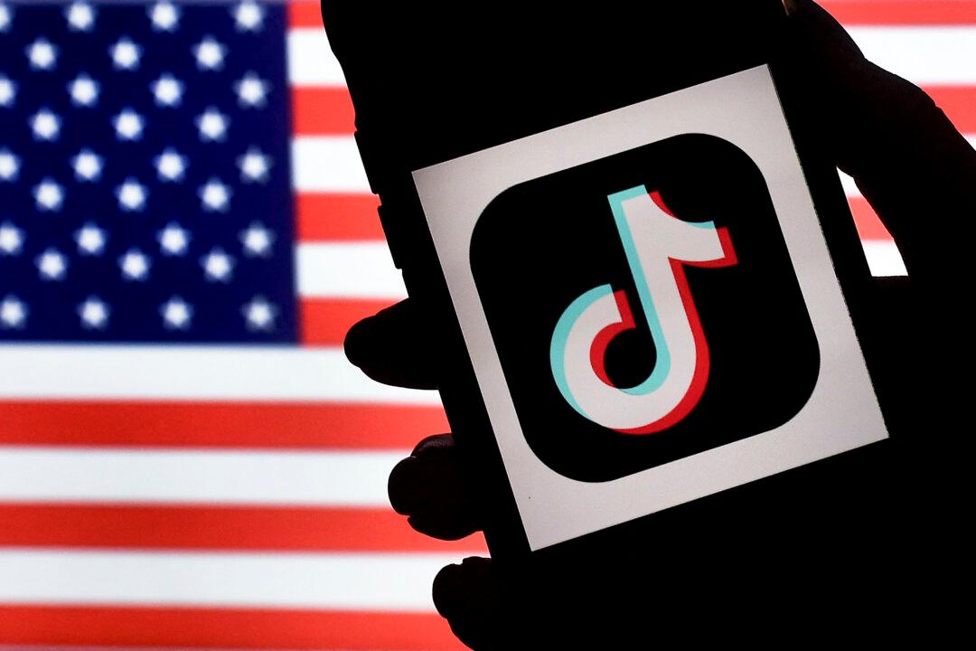 More Than 50 Lawmakers, 21 States Back DOJ in TikTok Legal Battle